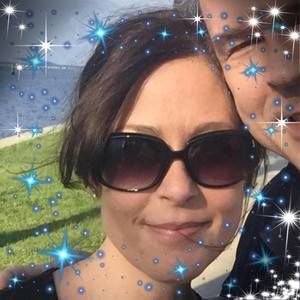 Meet your Posher, Stacy